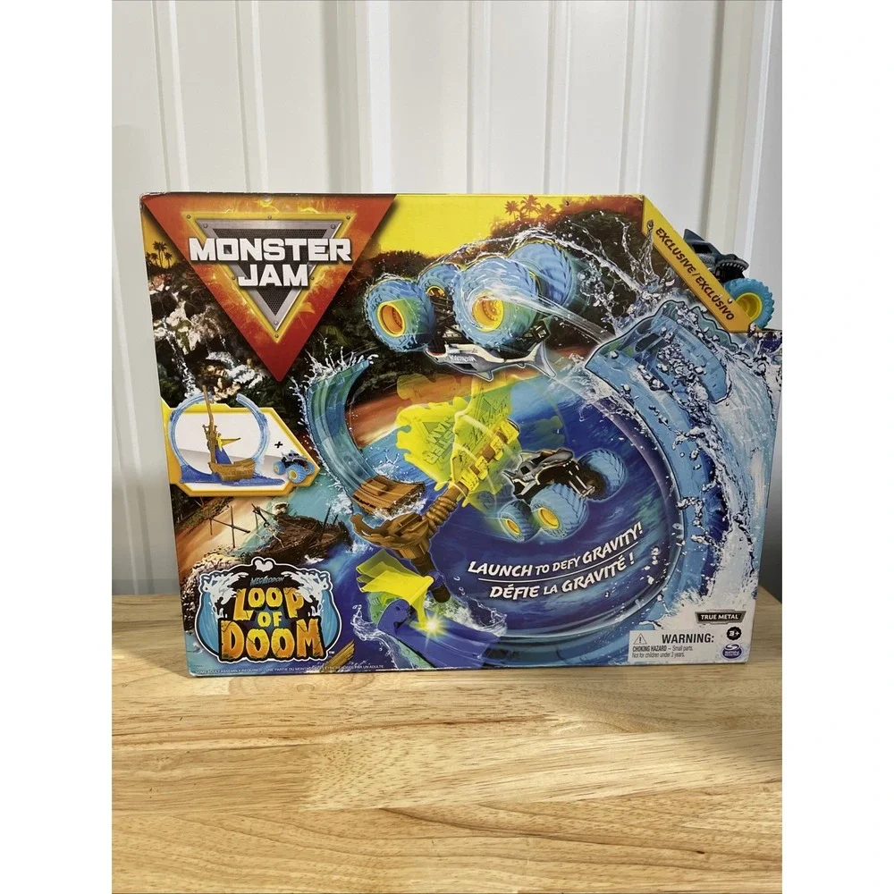 Monster Jam Megalodon Loop of Doom Playset 1:64 Blue w/ Truck Kid Toy